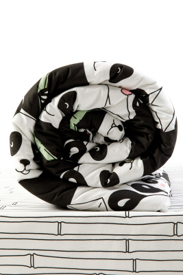 Простыня на резинке Wake me Wake панды